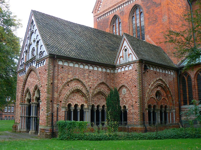 Paradies-Vorhalle (Narthex) des Lübecker Doms