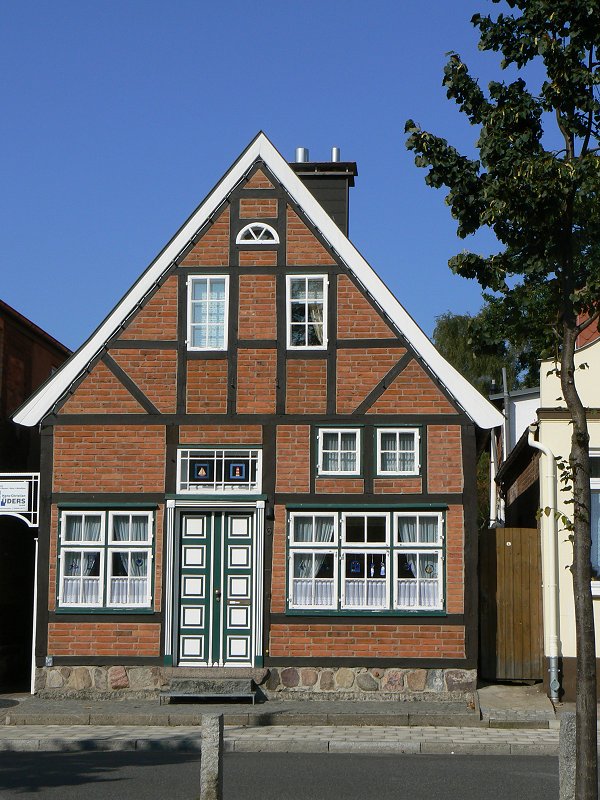 Fachwerkhaus am Ostpreußenkai in Travemünde